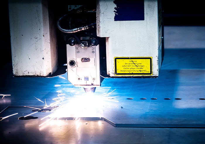 四川院士周壽桓：解決固體激光難題，打破國(guó)外禁運(yùn)！