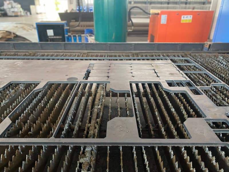 鈑金加工金屬激光切割機(jī)多少錢(qián)一臺(tái)